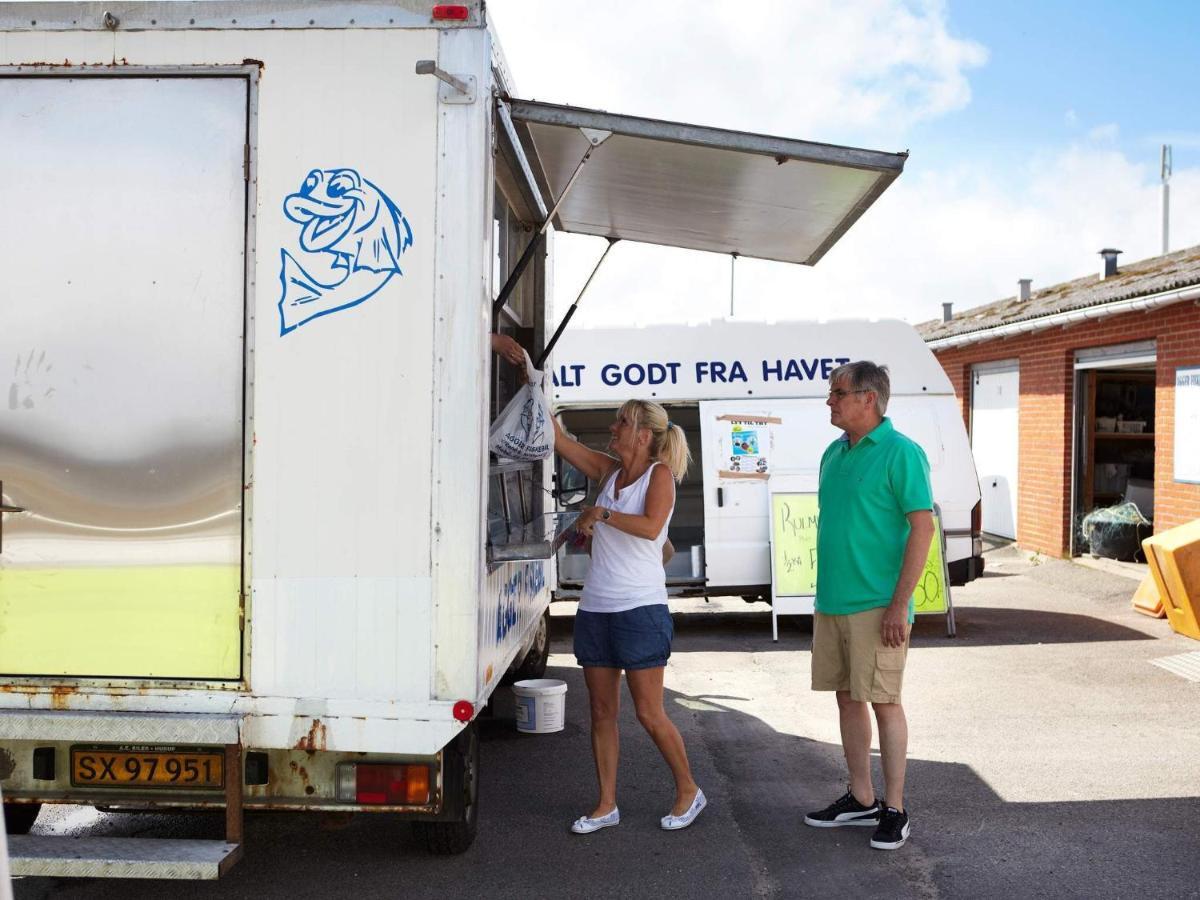 6 Person Holiday Home On A Holiday Park In Vestervig エクステリア 写真